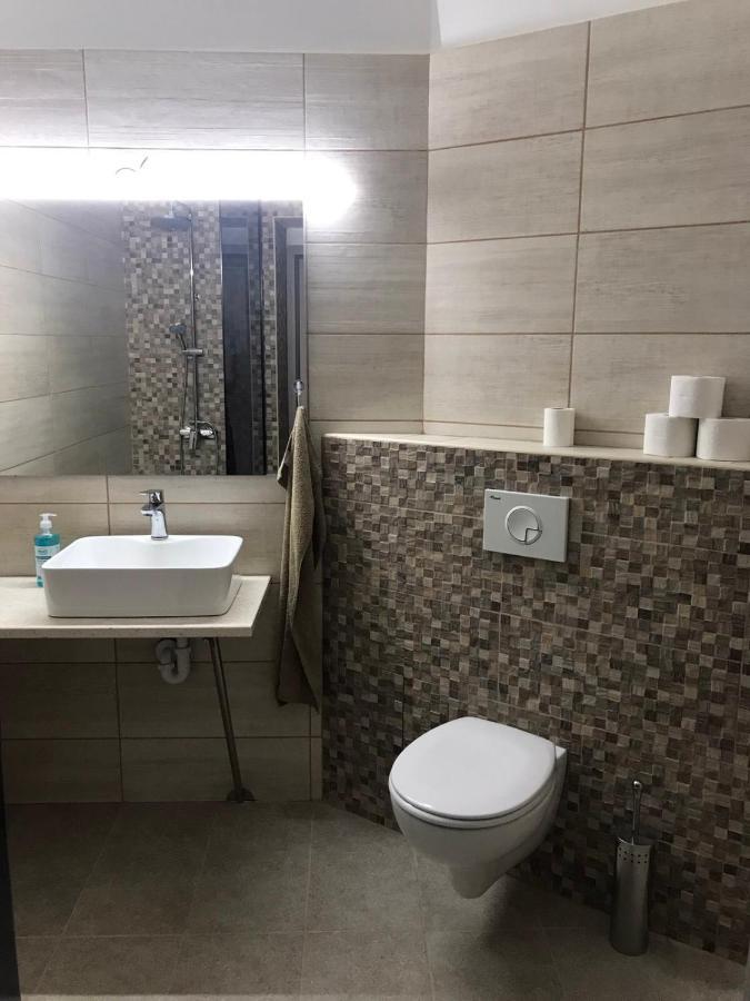 Studio Apartmani Paola ริเยกา ภายนอก รูปภาพ