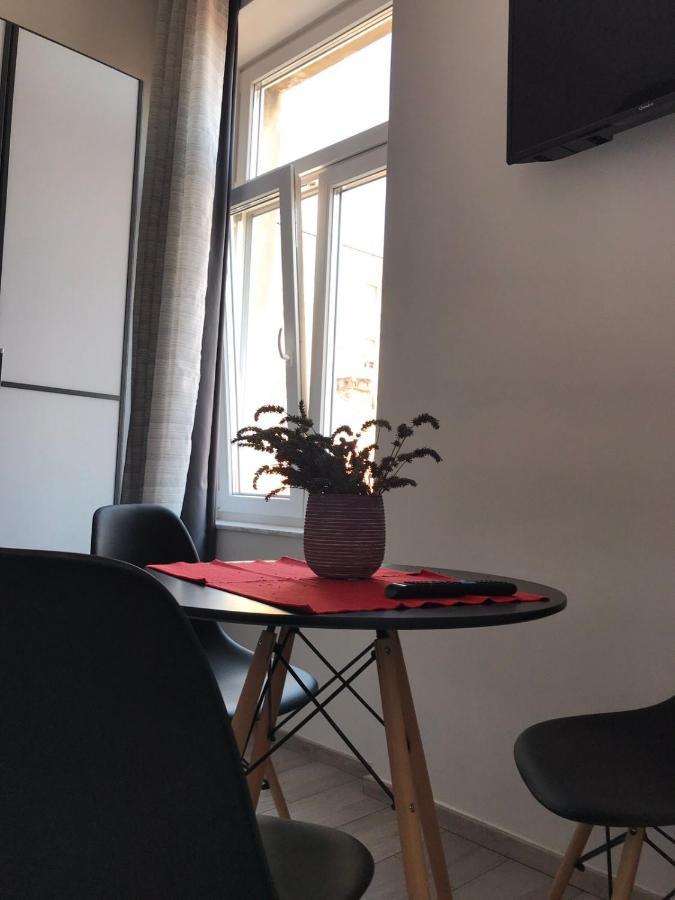Studio Apartmani Paola ริเยกา ภายนอก รูปภาพ