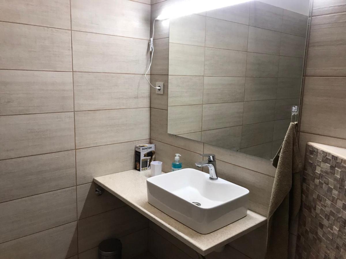 Studio Apartmani Paola ริเยกา ภายนอก รูปภาพ